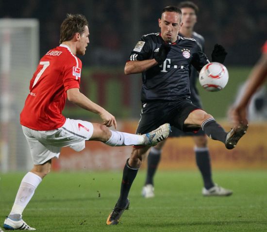 篮板拼抢 篮板拼抢